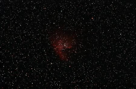 NGC281, 2015-10, 16x300sec,  APO100Q, CLS filter, QHY8.jpg